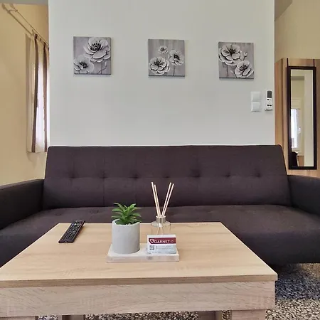 Garnet 3 Apartment Kalamata Exterior photo